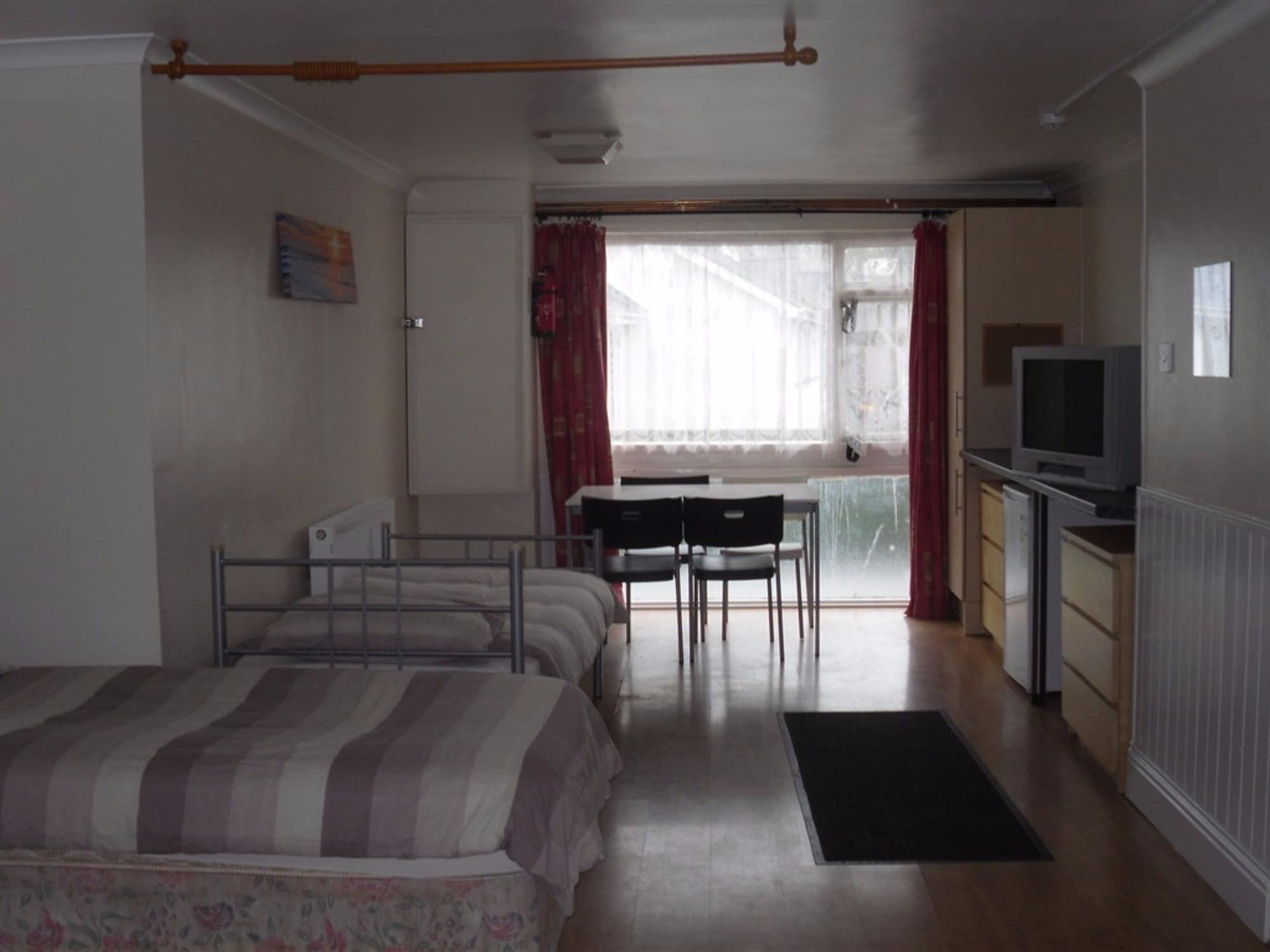Llanion Lodge Saint Florence Luaran gambar